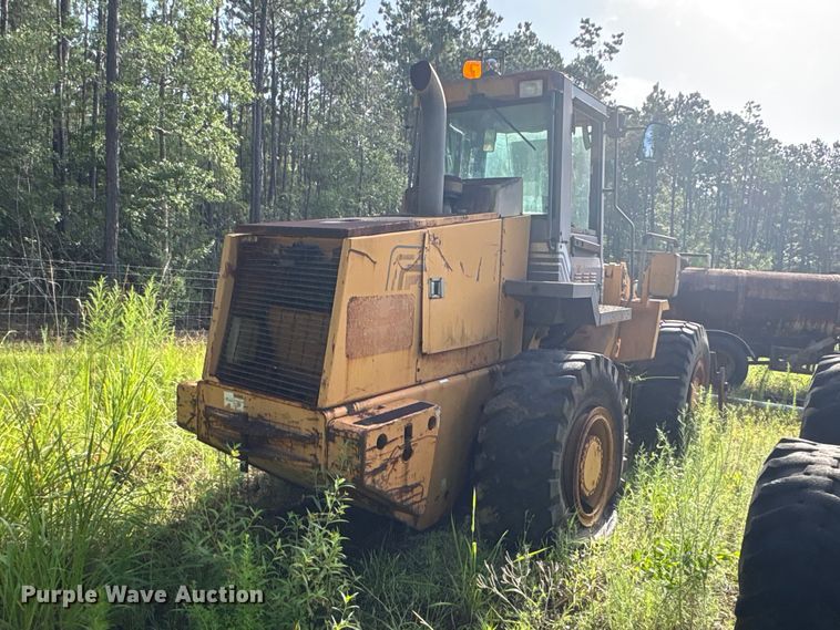 image for item EU0684 2000 Case 621C wheel loader