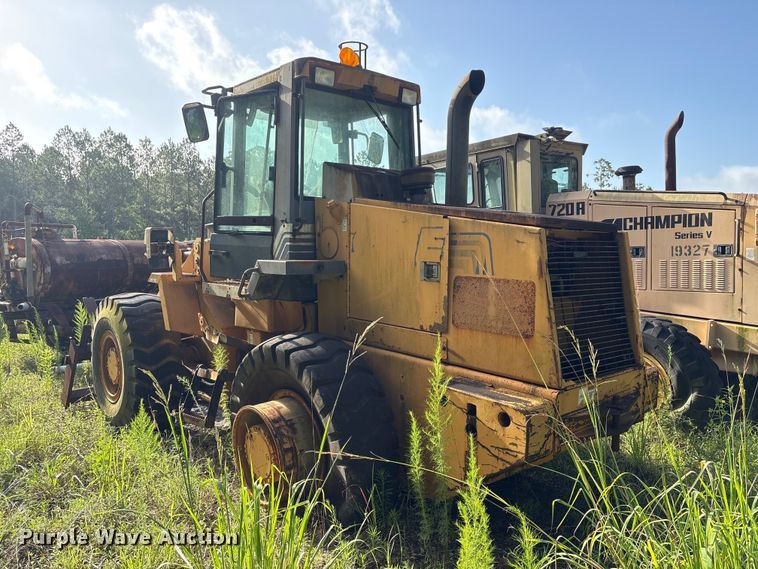 image for item EU0684 2000 Case 621C wheel loader