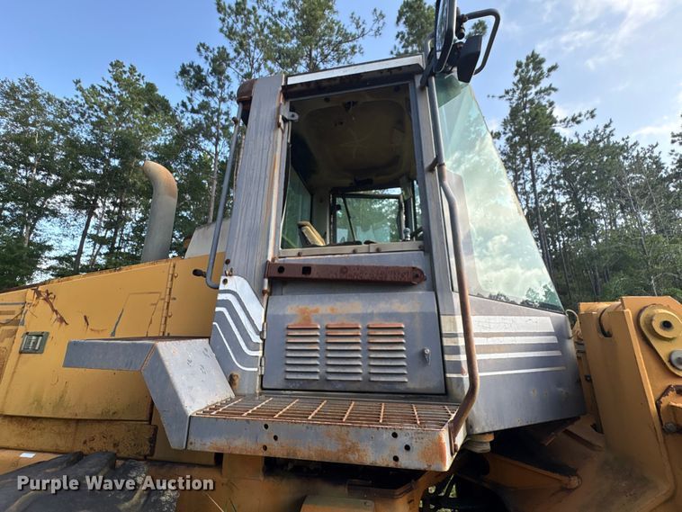 image for item EU0684 2000 Case 621C wheel loader