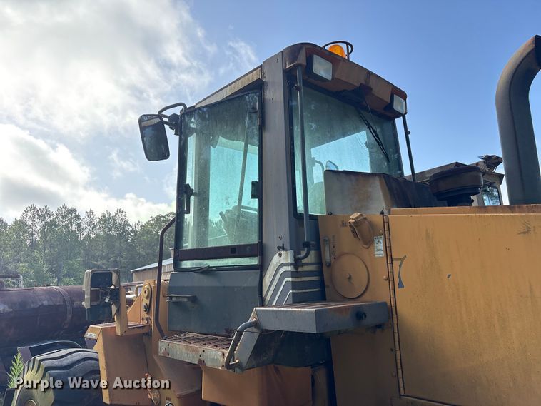 image for item EU0684 2000 Case 621C wheel loader