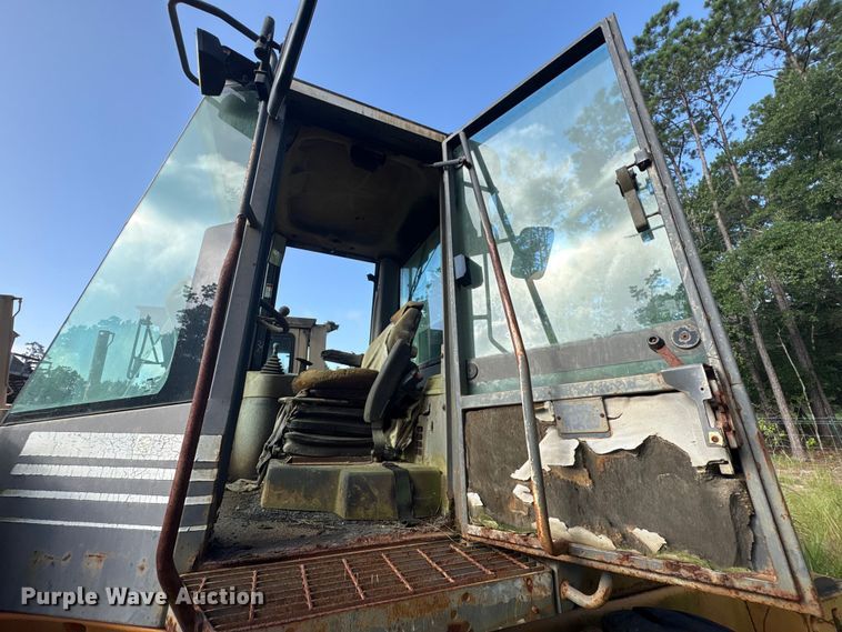 image for item EU0684 2000 Case 621C wheel loader