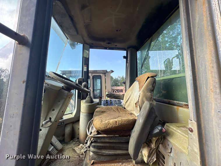 image for item EU0684 2000 Case 621C wheel loader