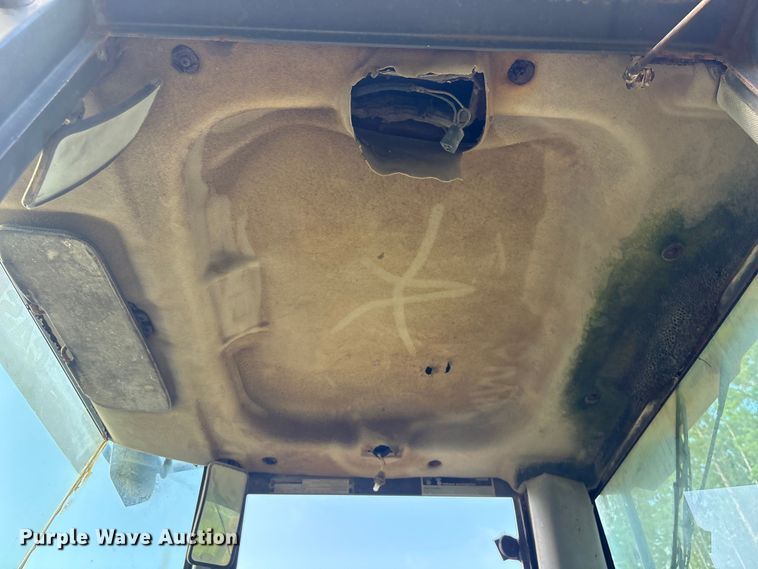 image for item EU0684 2000 Case 621C wheel loader