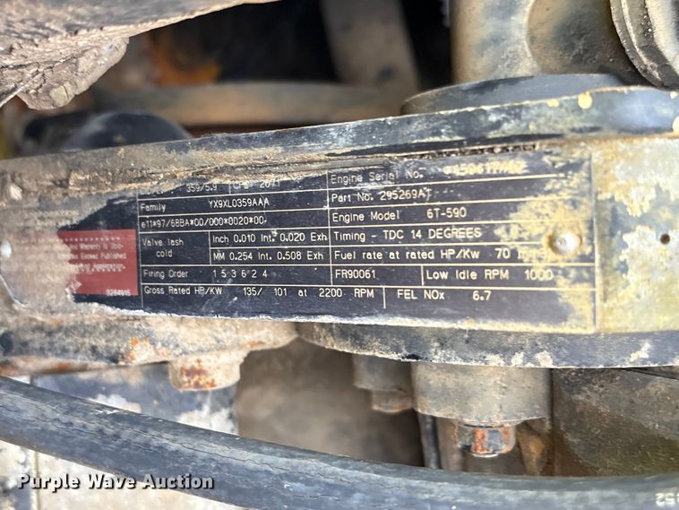 image for item EU0684 2000 Case 621C wheel loader