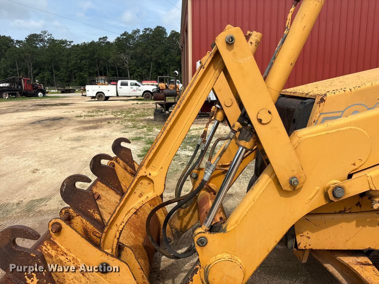 image for item EU0687 1997 Case 580L Series 2 backhoe