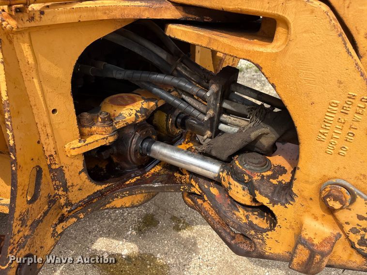 image for item EU0687 1997 Case 580L Series 2 backhoe