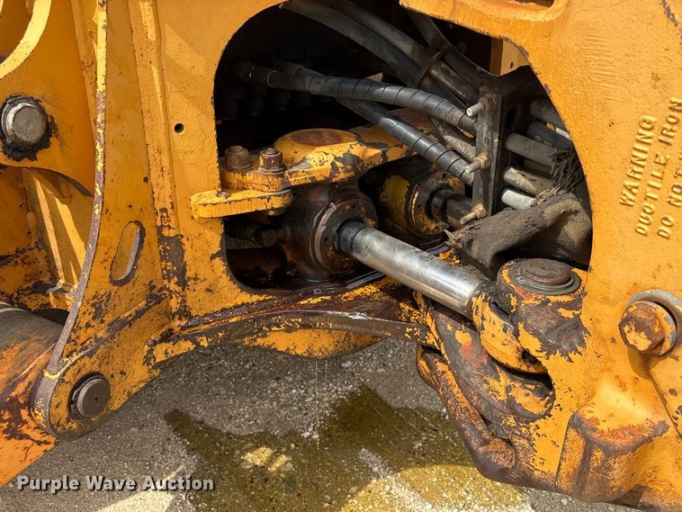 image for item EU0687 1997 Case 580L Series 2 backhoe