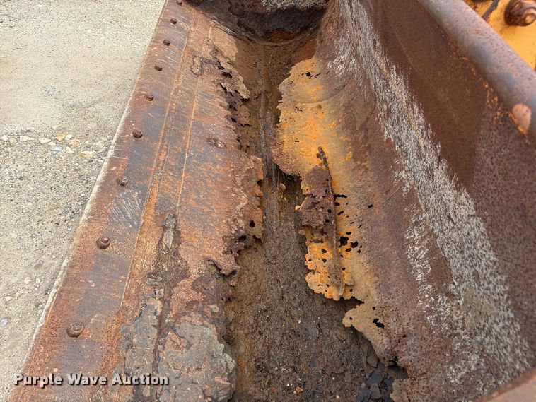 image for item EU0687 1997 Case 580L Series 2 backhoe