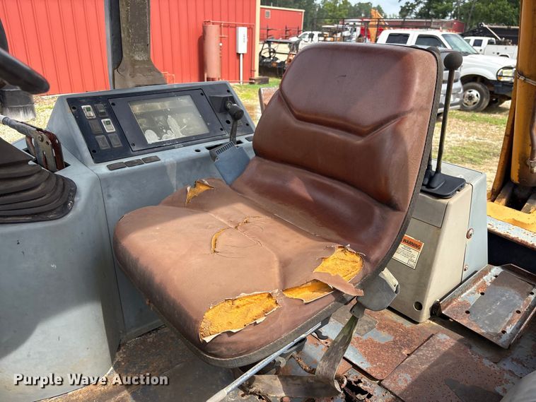 image for item EU0687 1997 Case 580L Series 2 backhoe