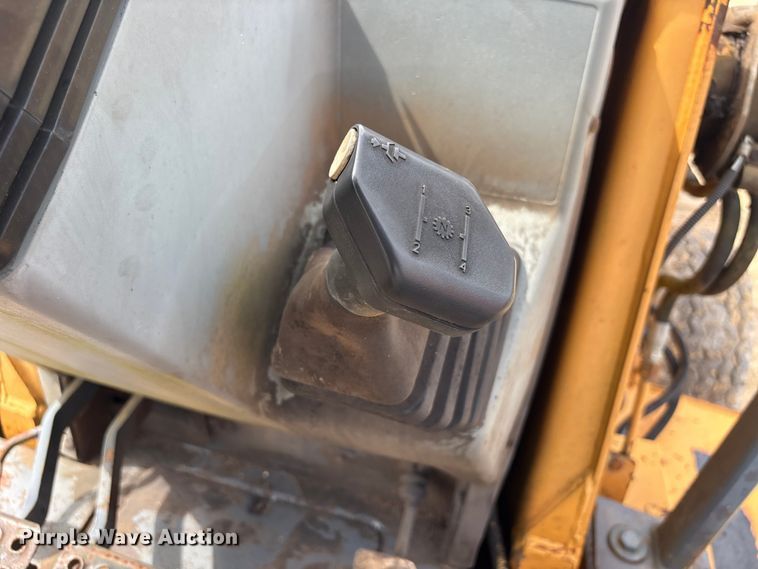 image for item EU0687 1997 Case 580L Series 2 backhoe