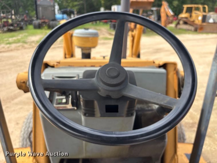 image for item EU0687 1997 Case 580L Series 2 backhoe