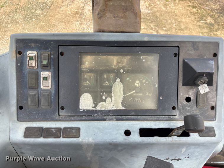 image for item EU0687 1997 Case 580L Series 2 backhoe