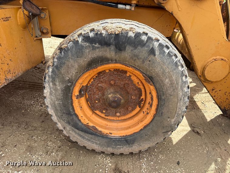 image for item EU0687 1997 Case 580L Series 2 backhoe