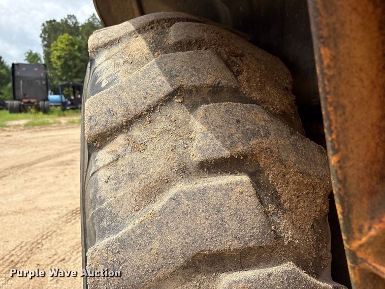 image for item EU0687 1997 Case 580L Series 2 backhoe