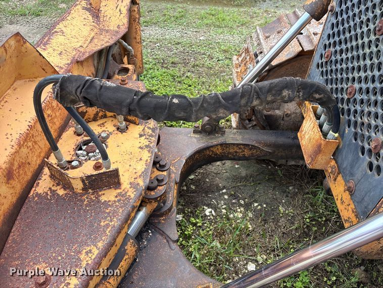 image for item EU0690 1998 Case 550G dozer