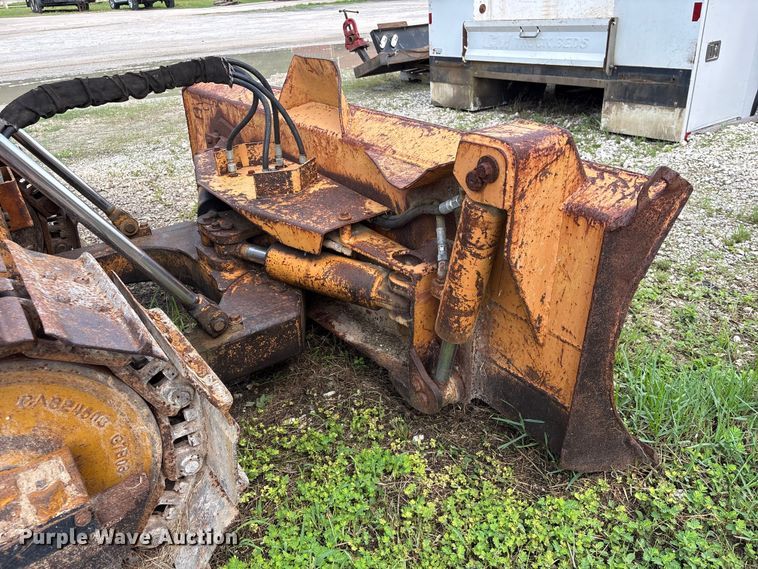 image for item EU0690 1998 Case 550G dozer
