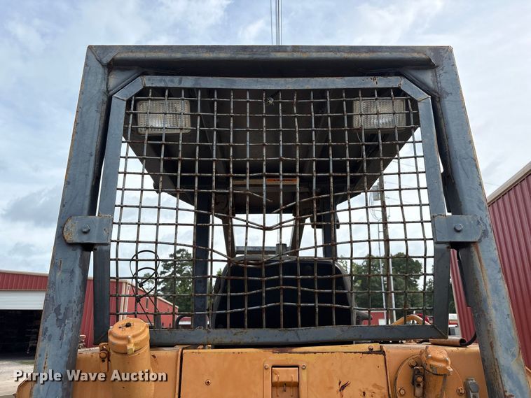 image for item EU0690 1998 Case 550G dozer