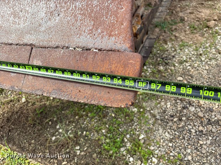 image for item EU0690 1998 Case 550G dozer