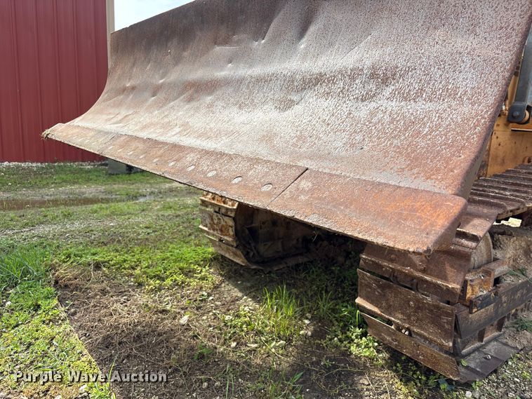 image for item EU0690 1998 Case 550G dozer