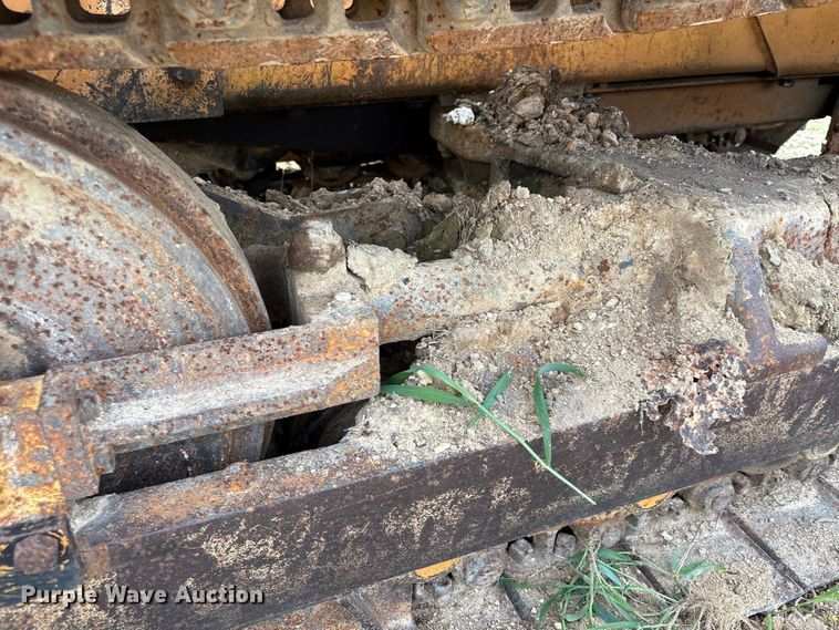 image for item EU0690 1998 Case 550G dozer