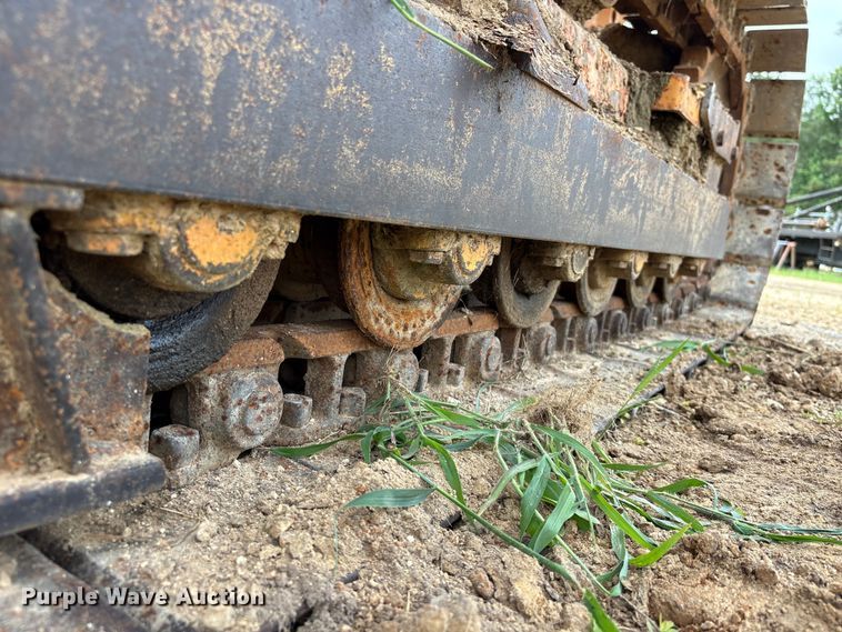 image for item EU0690 1998 Case 550G dozer