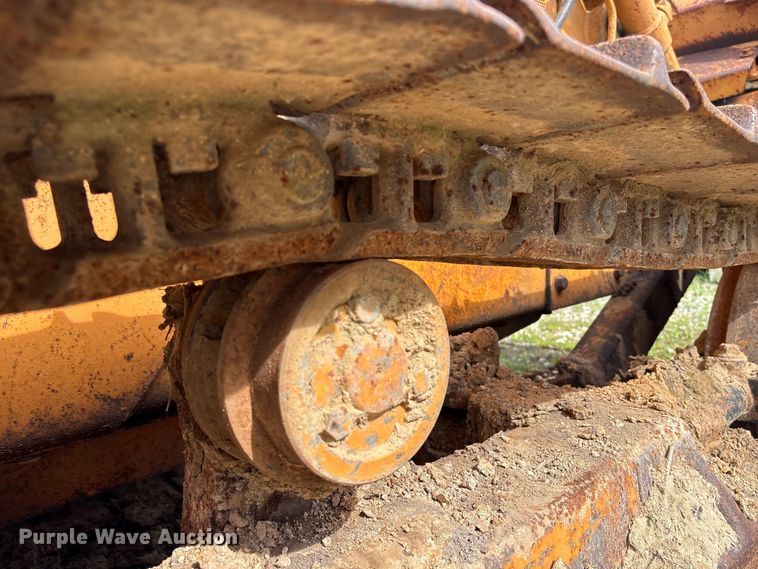 image for item EU0690 1998 Case 550G dozer