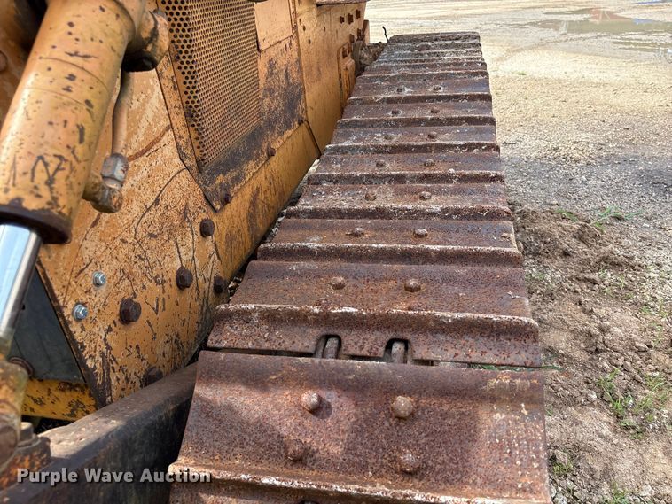 image for item EU0690 1998 Case 550G dozer