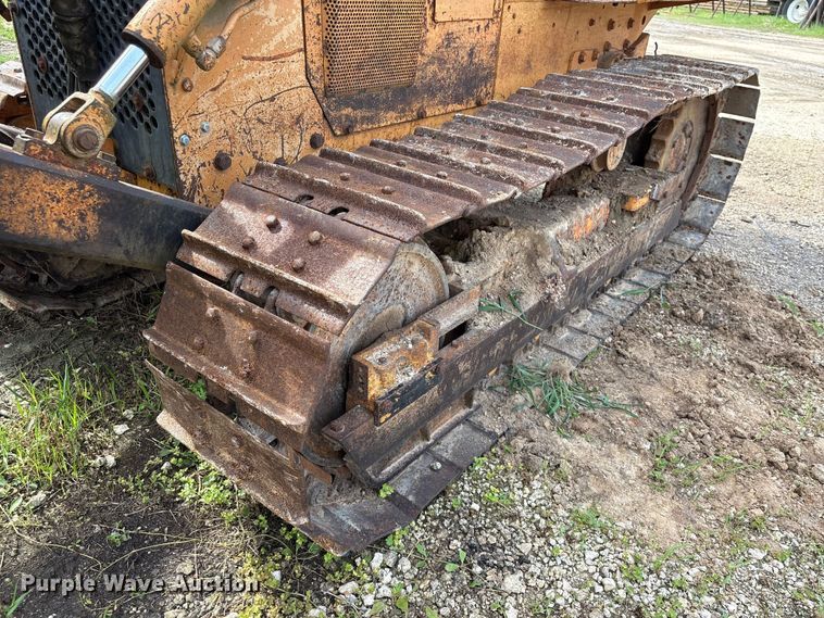 image for item EU0690 1998 Case 550G dozer
