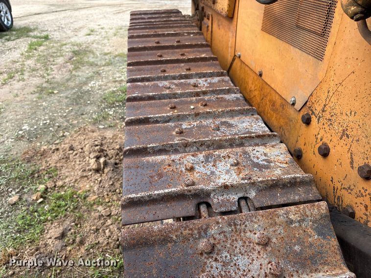 image for item EU0690 1998 Case 550G dozer