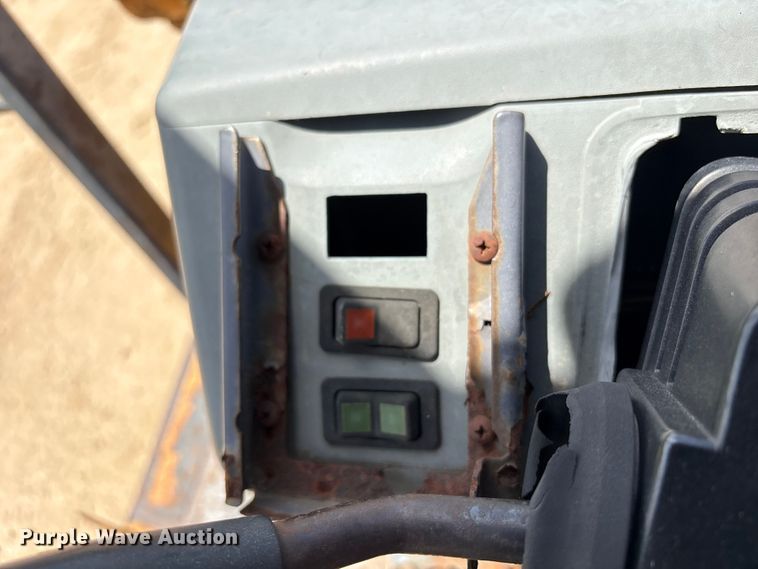 image for item EU0691 1998 Case 580L Series 2 backhoe