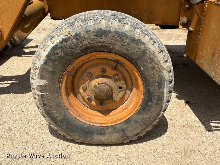 image for item EU0691 1998 Case 580L Series 2 backhoe