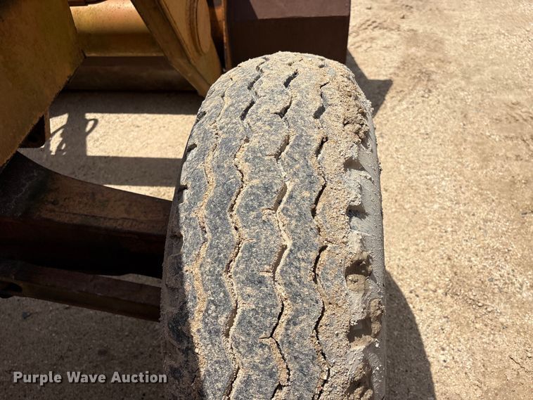 image for item EU0691 1998 Case 580L Series 2 backhoe