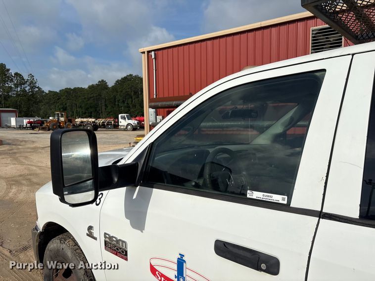 image for item EU0692 2012 Dodge Ram 3500 Crew Cab utility bed pickup truck
