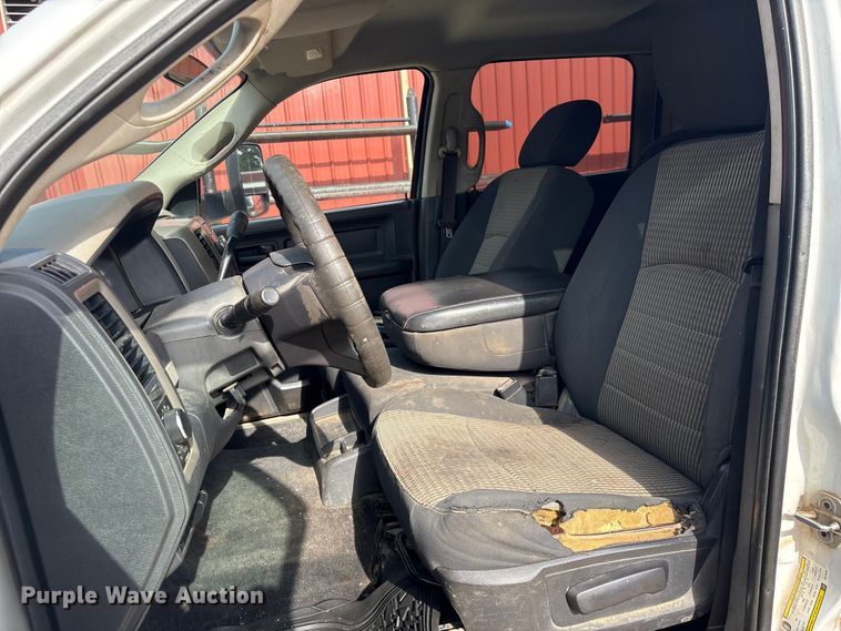 image for item EU0692 2012 Dodge Ram 3500 Crew Cab utility bed pickup truck