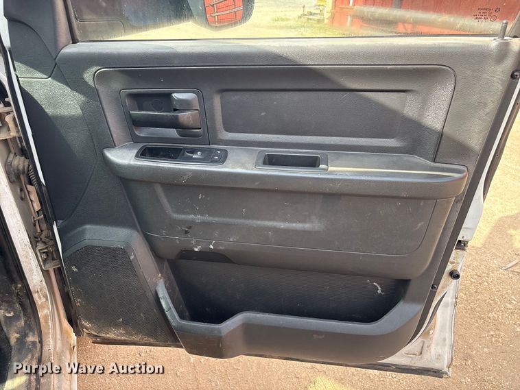 image for item EU0692 2012 Dodge Ram 3500 Crew Cab utility bed pickup truck
