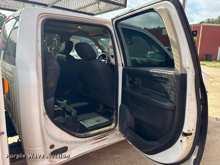 image for item EU0692 2012 Dodge Ram 3500 Crew Cab utility bed pickup truck