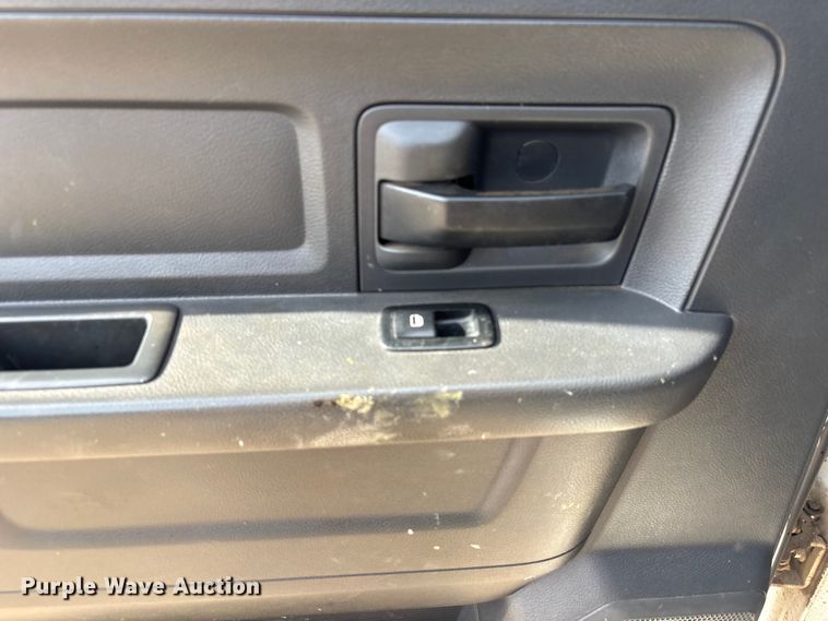 image for item EU0692 2012 Dodge Ram 3500 Crew Cab utility bed pickup truck