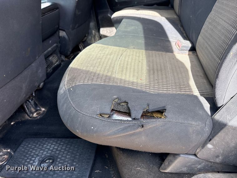 image for item EU0692 2012 Dodge Ram 3500 Crew Cab utility bed pickup truck