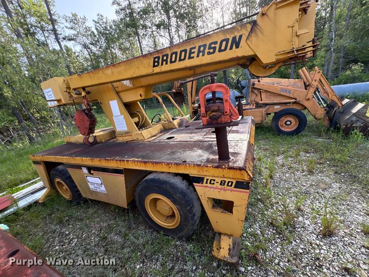 image for item EU0694 1997 Broderson IC-80 crane