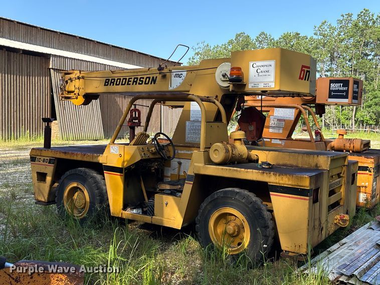 image for item EU0694 1997 Broderson IC-80 crane