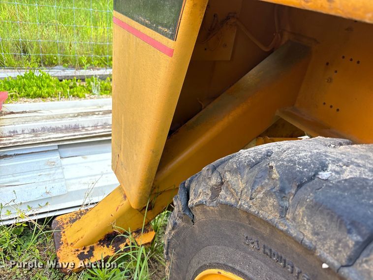 image for item EU0694 1997 Broderson IC-80 crane