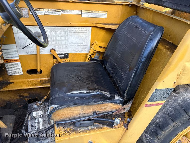 image for item EU0694 1997 Broderson IC-80 crane