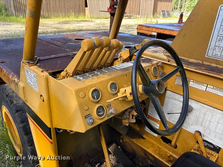 image for item EU0694 1997 Broderson IC-80 crane