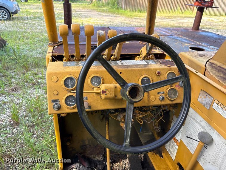 image for item EU0694 1997 Broderson IC-80 crane