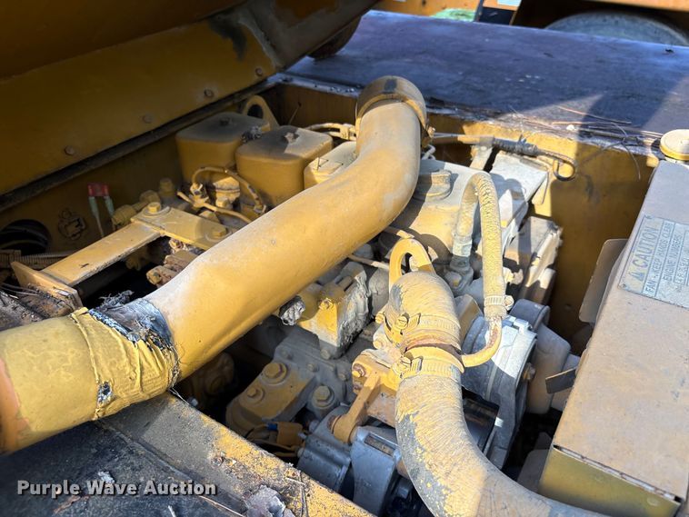 image for item EU0694 1997 Broderson IC-80 crane