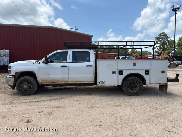 image for item EU0695 2018 Chevrolet Silverado 3500HD Crew Cab utility bed pickup truck