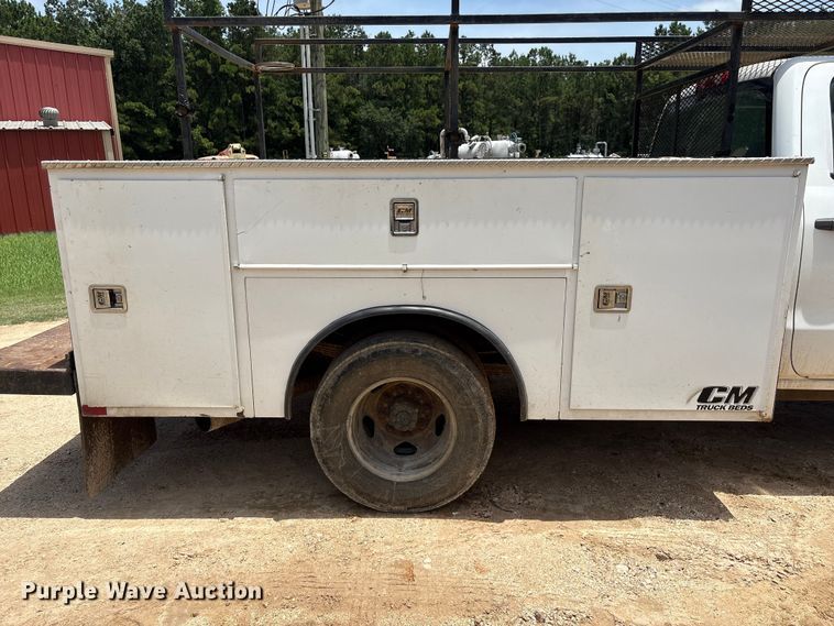 image for item EU0695 2018 Chevrolet Silverado 3500HD Crew Cab utility bed pickup truck