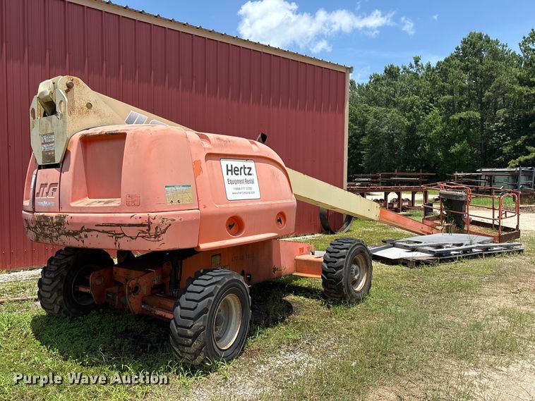 image for item EU0696 2007 JLG 400S boom lift