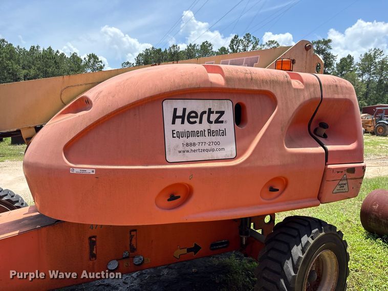image for item EU0696 2007 JLG 400S boom lift