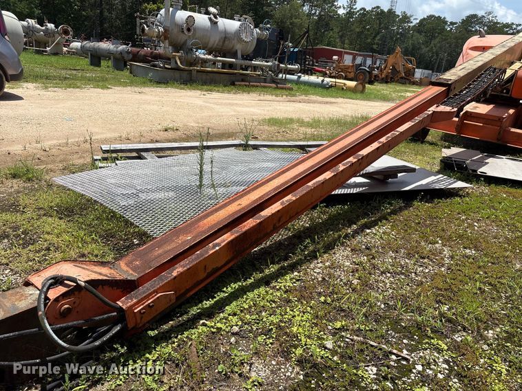 image for item EU0696 2007 JLG 400S boom lift